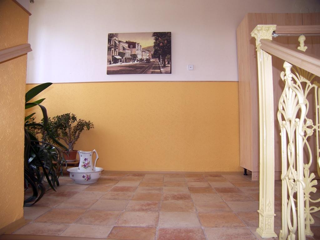 Homely Apartments Villa Christiana Marianske Lazne Room photo