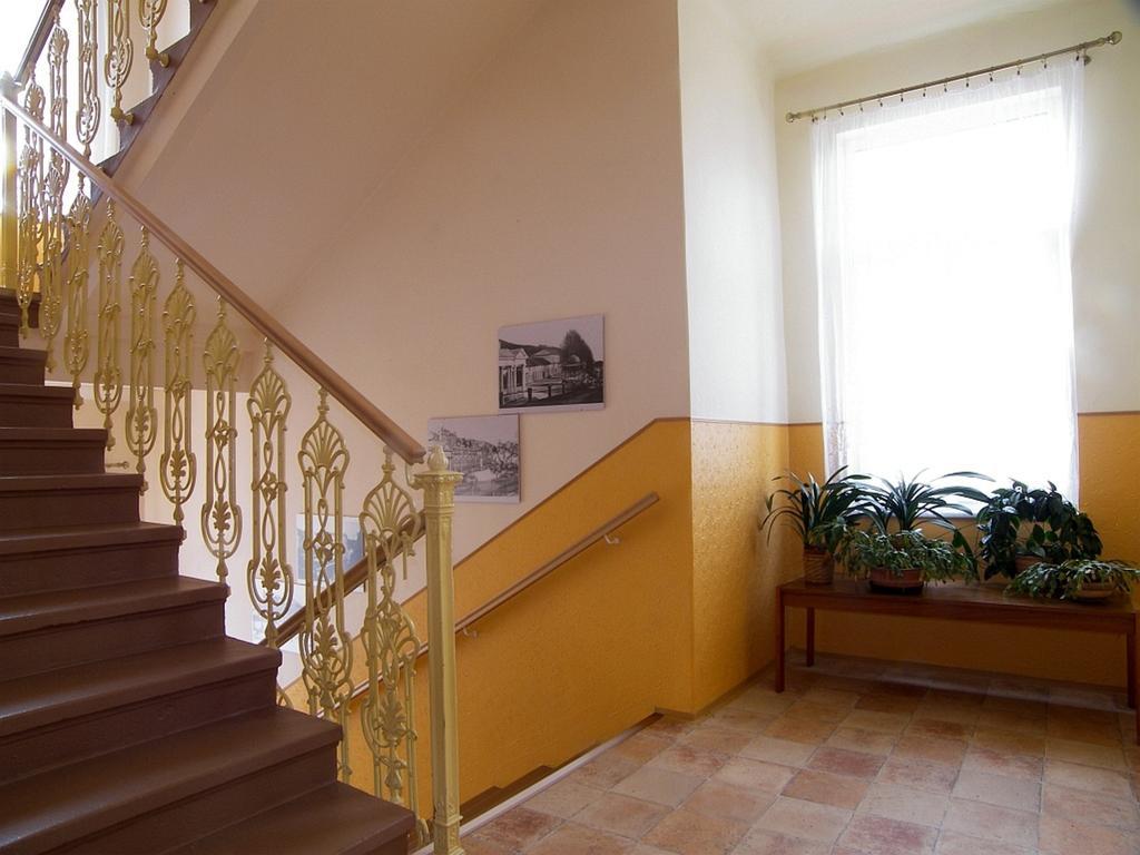 Homely Apartments Villa Christiana Marianske Lazne Room photo