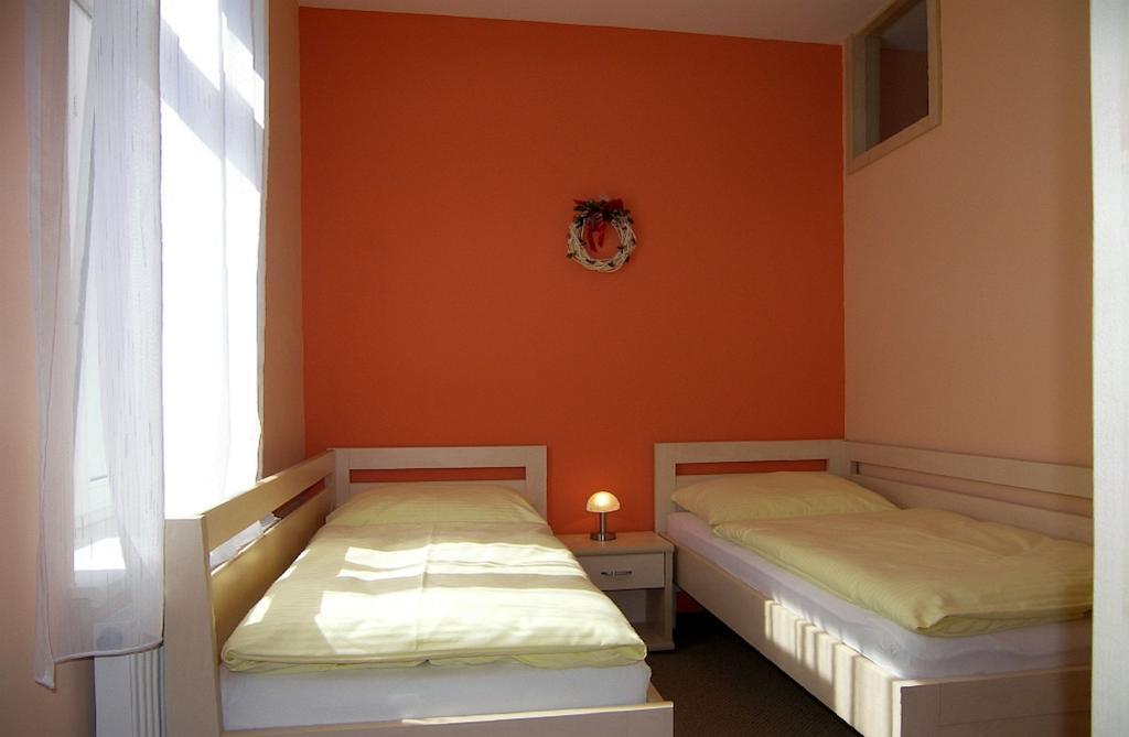 Homely Apartments Villa Christiana Marianske Lazne Room photo